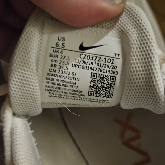 Nike Air Max 270 React - Picture 7 of 7